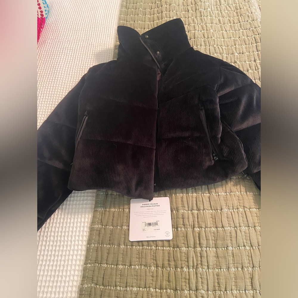 Alo Velour Gold Rush Puffer